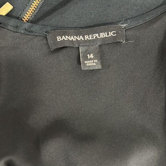 Banana Republic Black Sleeveless Scoop Neck Dress Size 14 - Picture 4 of 9
